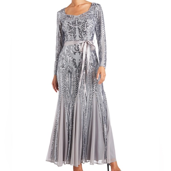 R & M Richards
Embellished Godet Gown - Picture 1 of 11